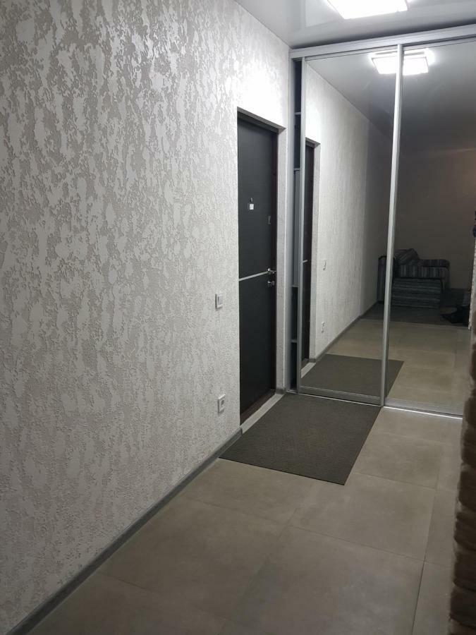 Стильные Аппартаменты На Новых Домах Kharkiv Exterior photo